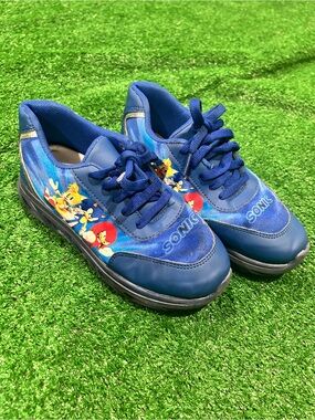Sonic the Hedgehog Kids Light Up Sneakers Blue Tails Knuckles Shoes